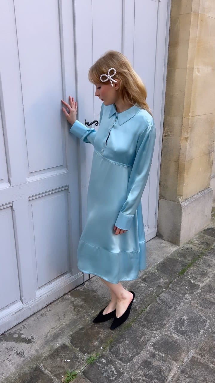 Post 10 by AURORE   V A N    MILHEM on Instagram (video)