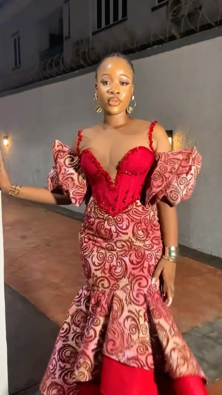 Post 5 by VESY on Instagram (video)