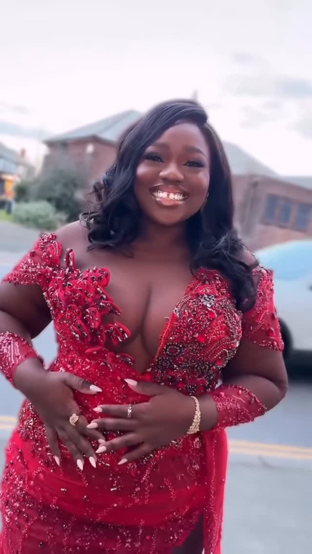 Post 4 by VESY on Instagram (video)