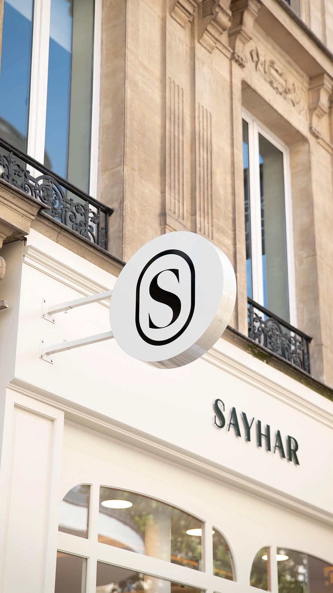 Post 9 by SAYHAR PARFUMS on Instagram (video)