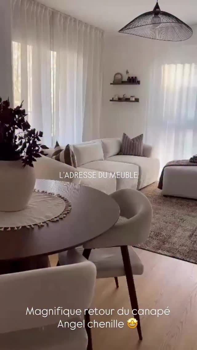 Post 1 by CANAPÉS | LITERIES | MEUBLES | MATELAS on Instagram (video)