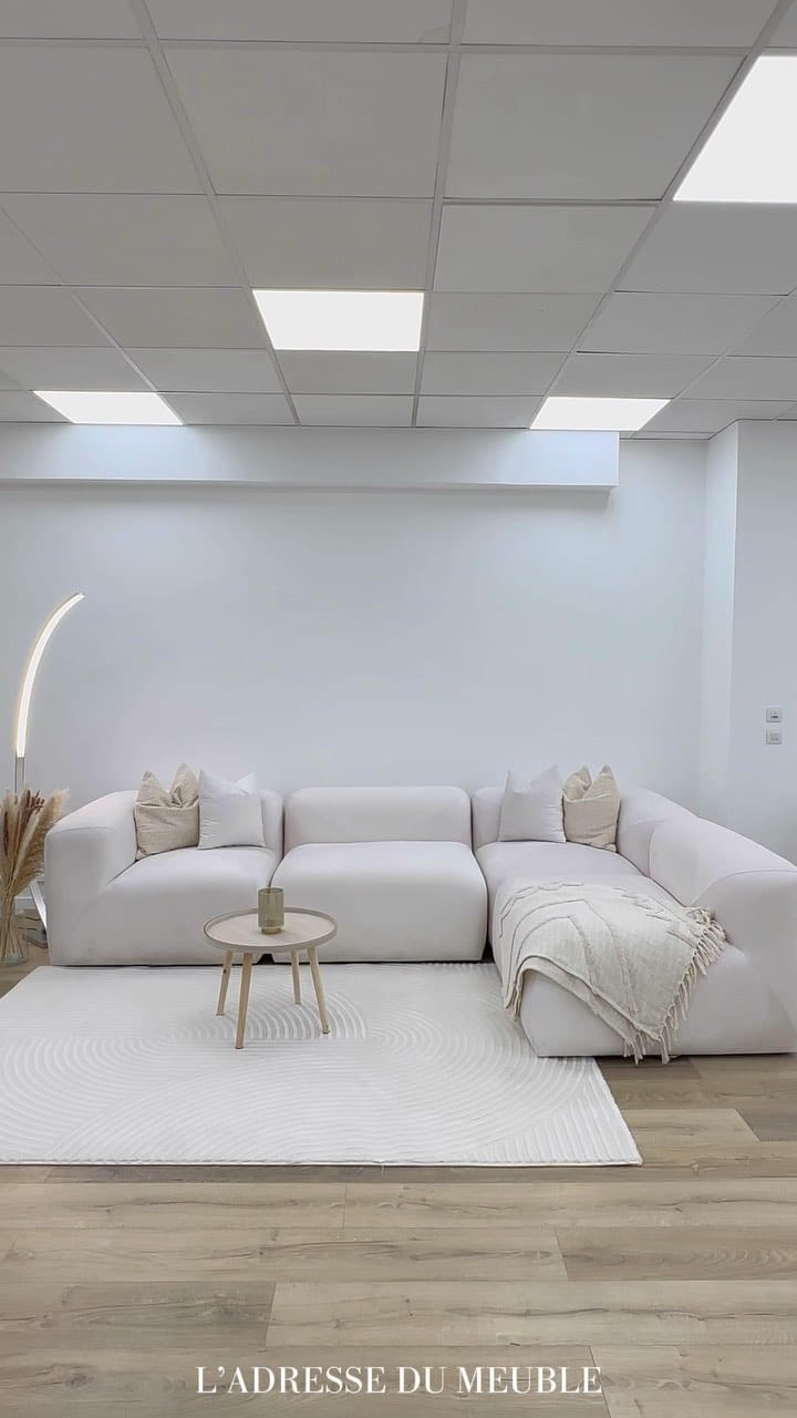 Post 9 by CANAPÉS | LITERIES | MEUBLES | MATELAS on Instagram (video)