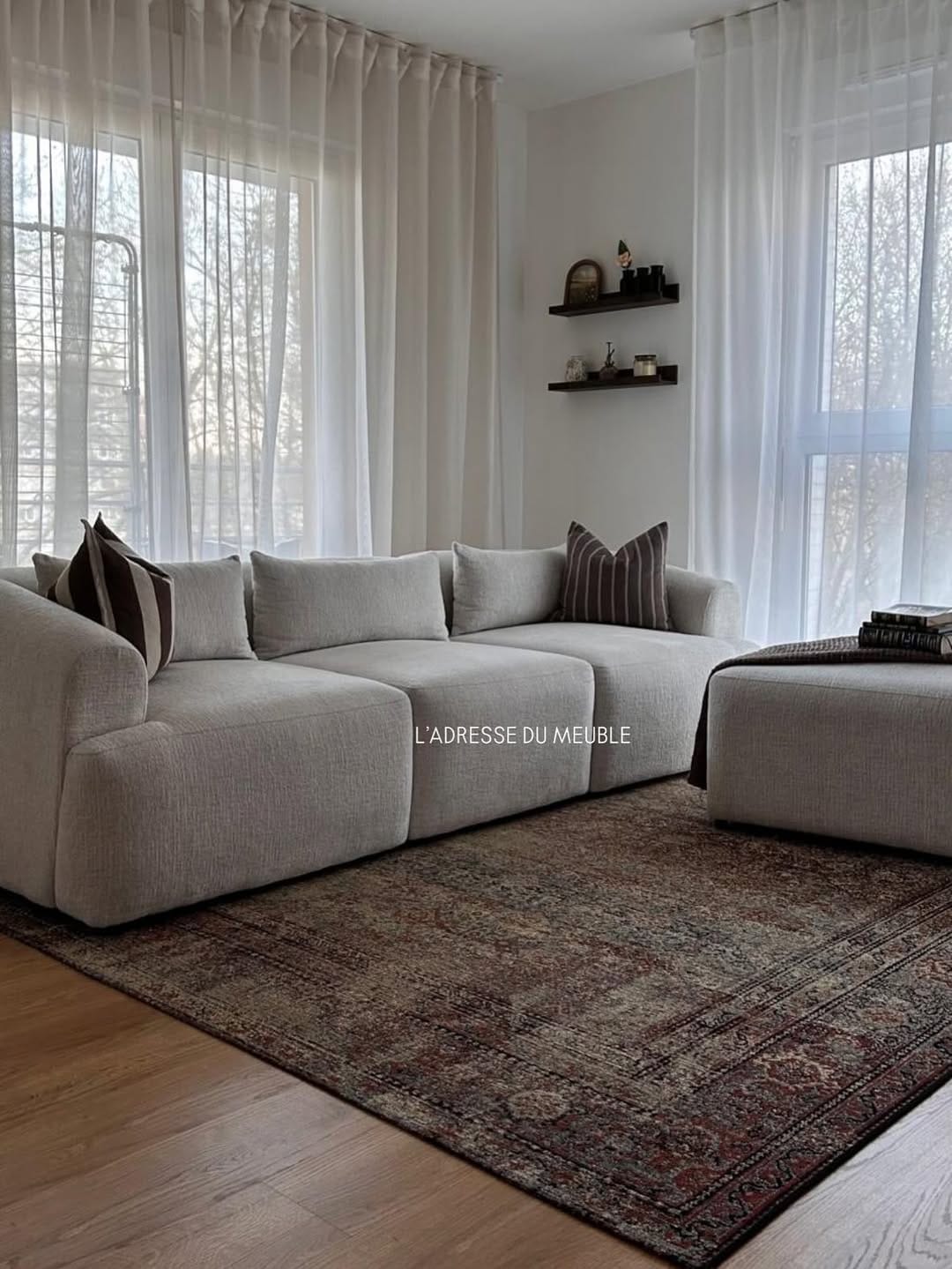 Post 2 by CANAPÉS | LITERIES | MEUBLES | MATELAS on Instagram (carousel)