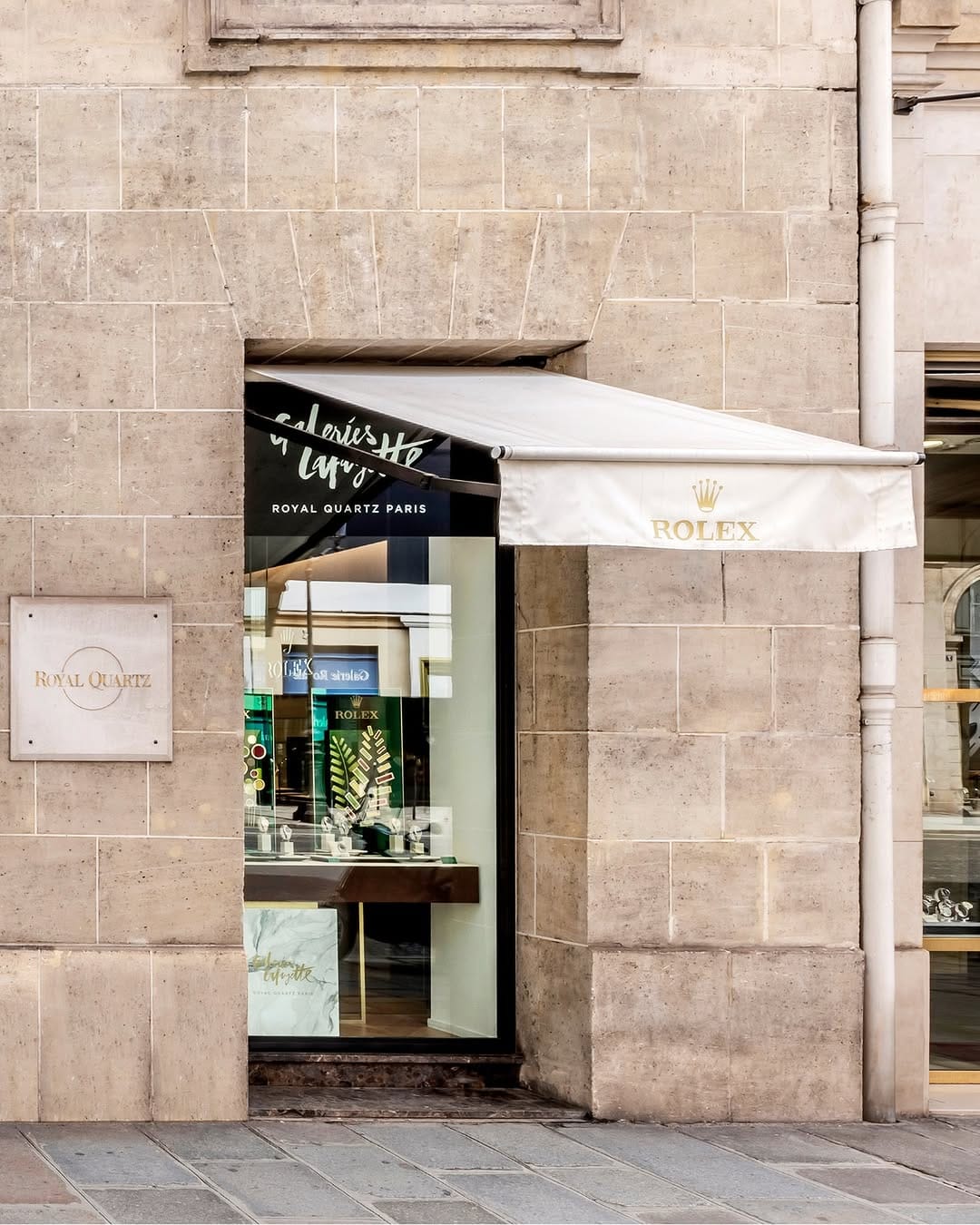 Post 10 by Galeries Lafayette Royal Quartz on Instagram (image)