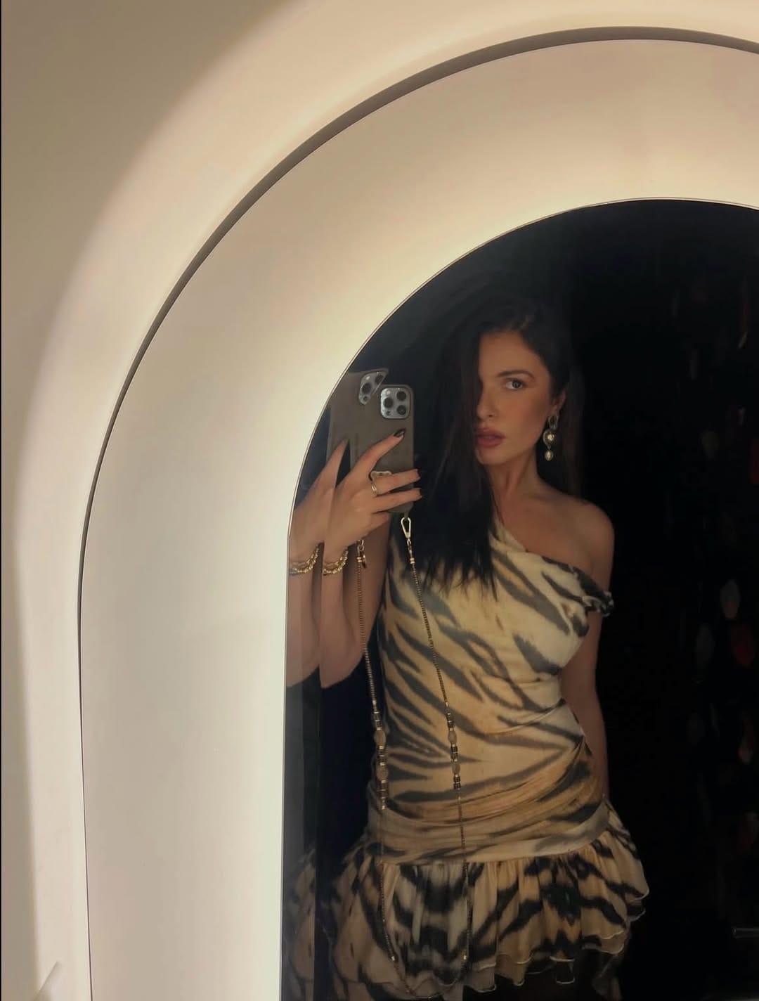 Post 10 by La Coque Francaise on Instagram (carousel)
