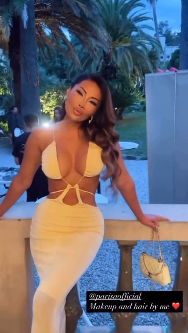 Post 10 by Risa Stones on Instagram (video)