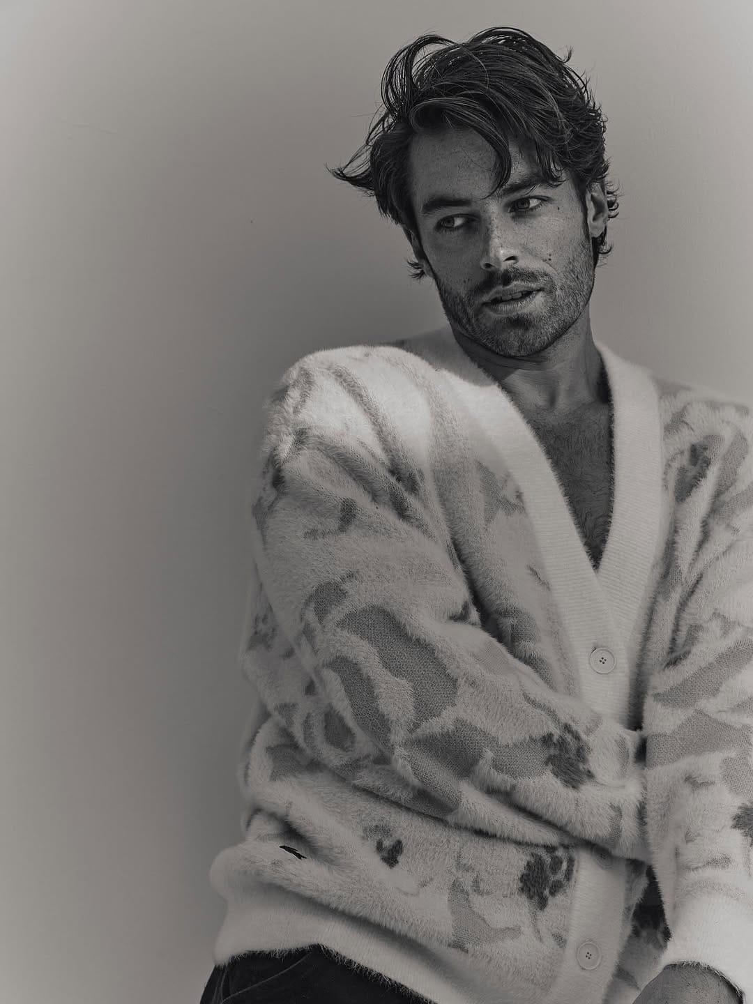 Post 8 by Valentin D’Hoore on Instagram (image)