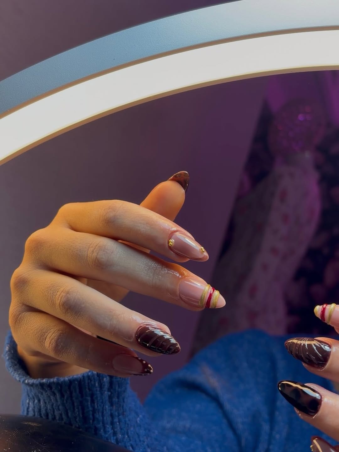 Post 7 by 𝐌𝐲𝐫𝐚 𝐁𝐞𝐚𝐮𝐭𝐲  | Ongles & extensions de cils Lyon | Formations on Instagram (carousel)