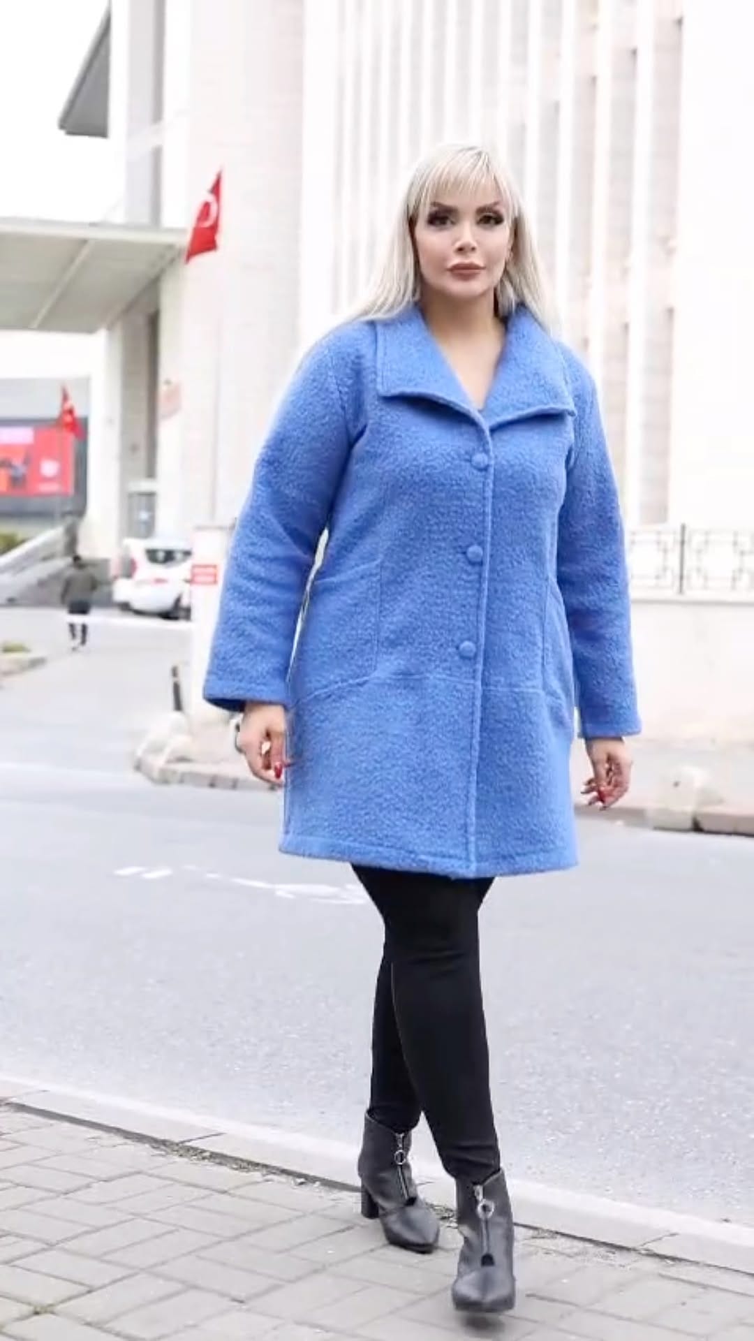 Post 1 by Büyük Beden Pantolon on Instagram (video)