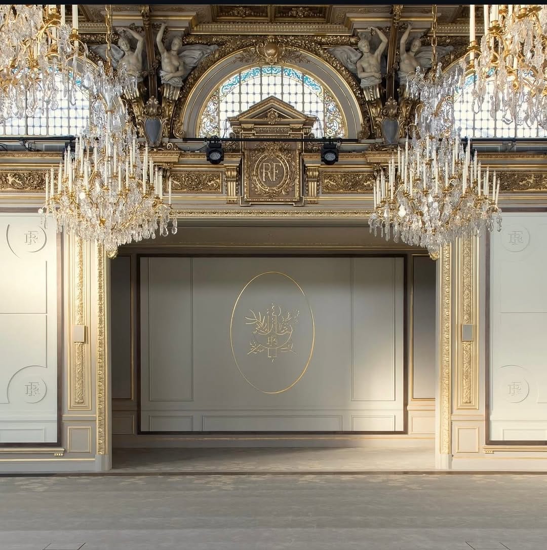 Post 4 by Mériem Sarolie on Instagram (carousel)