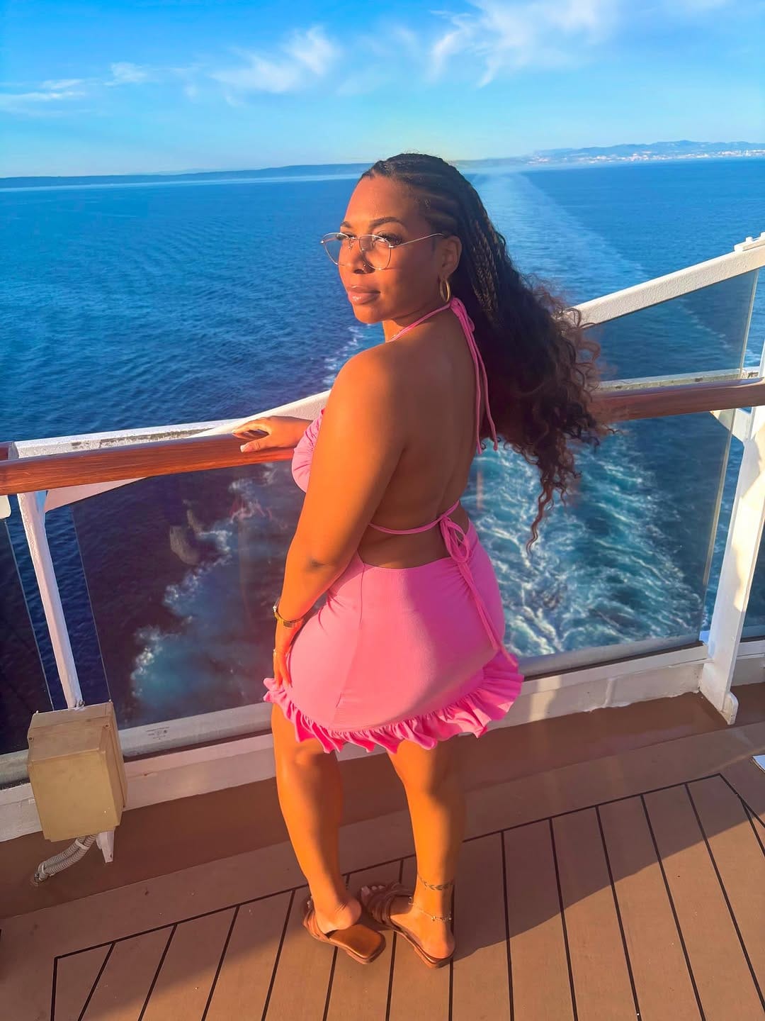 Post 3 by 🍯𝒲𝒾𝓃𝓃𝒾ℯ 𝓁’ℴ𝓊𝓇𝓈ℴ𝓃🍯 on Instagram (carousel)