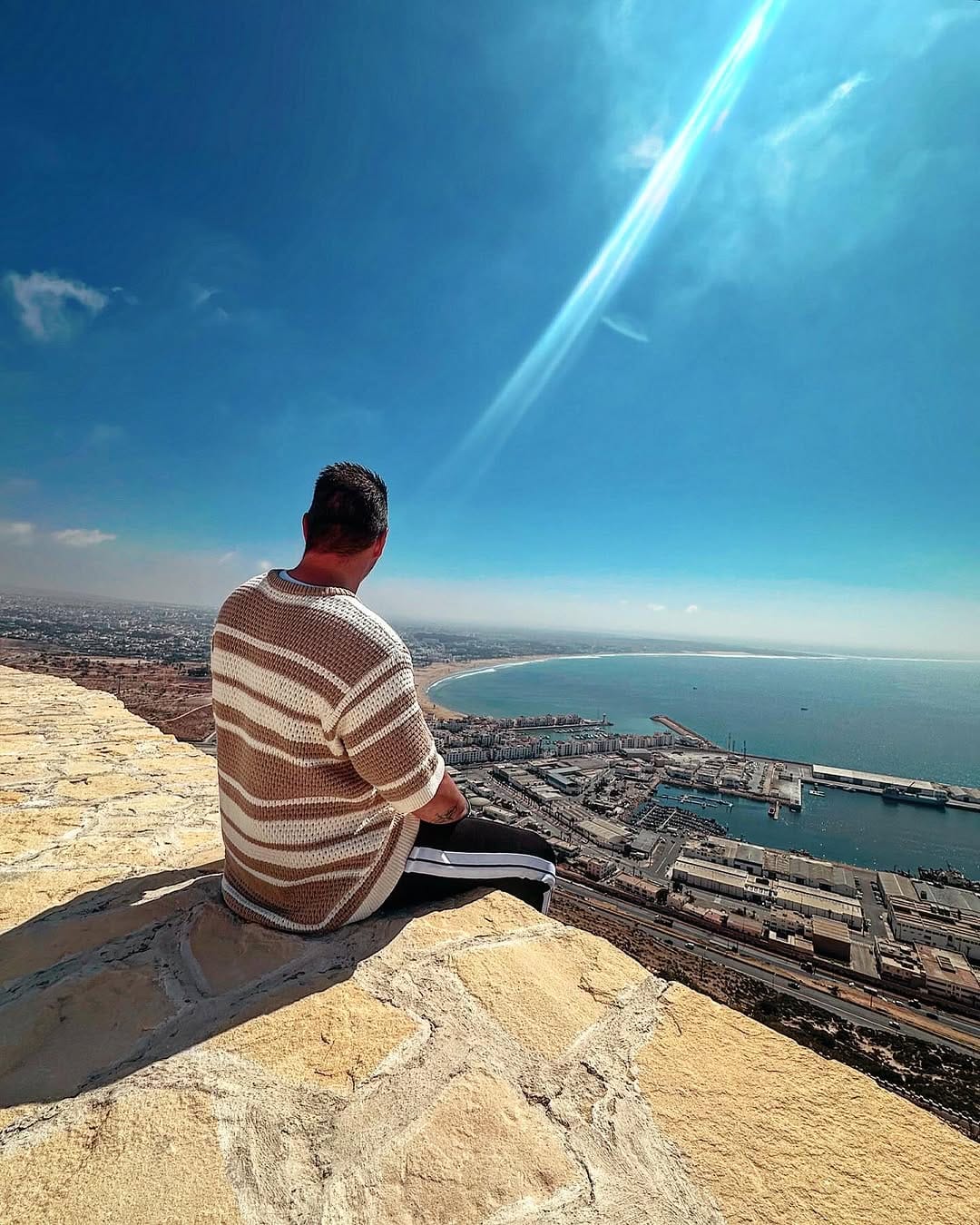 Post 5 by Cbastien on Instagram (image)