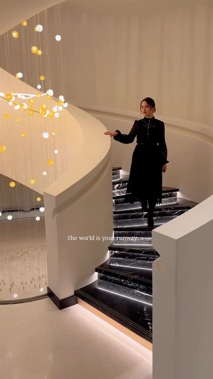Post 3 by hana on Instagram (video)