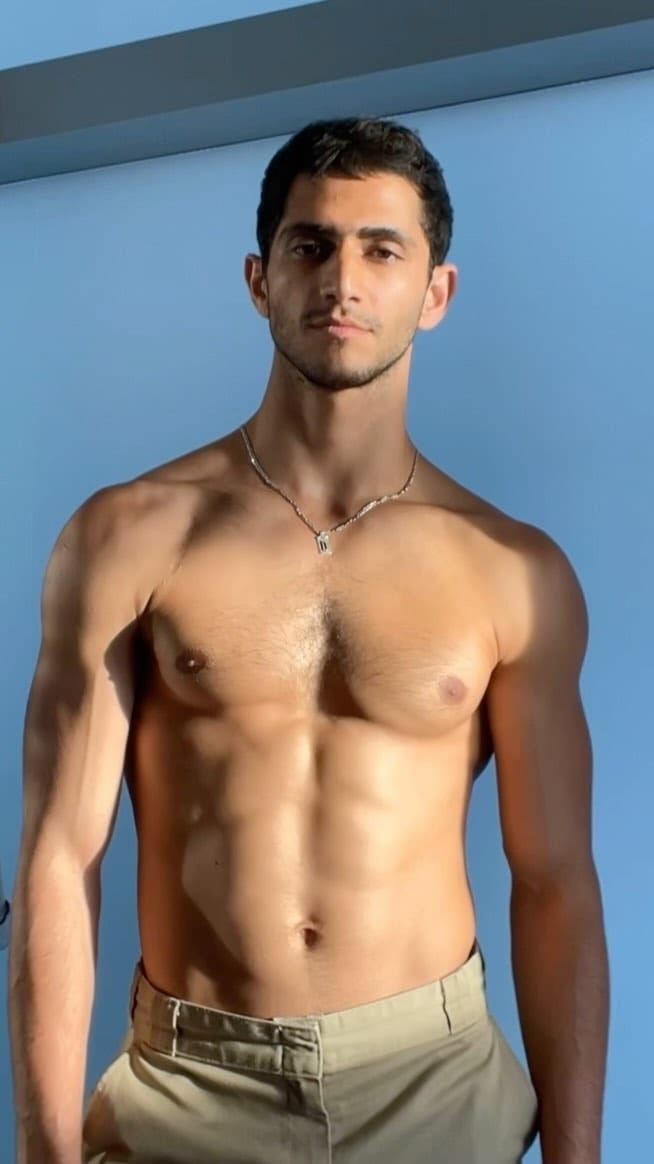 Post 10 by kontar ♛ أحمد on Instagram (video)