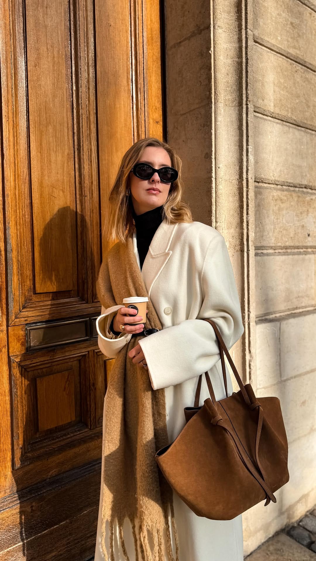 Post 5 by ISABELLE on Instagram (video)