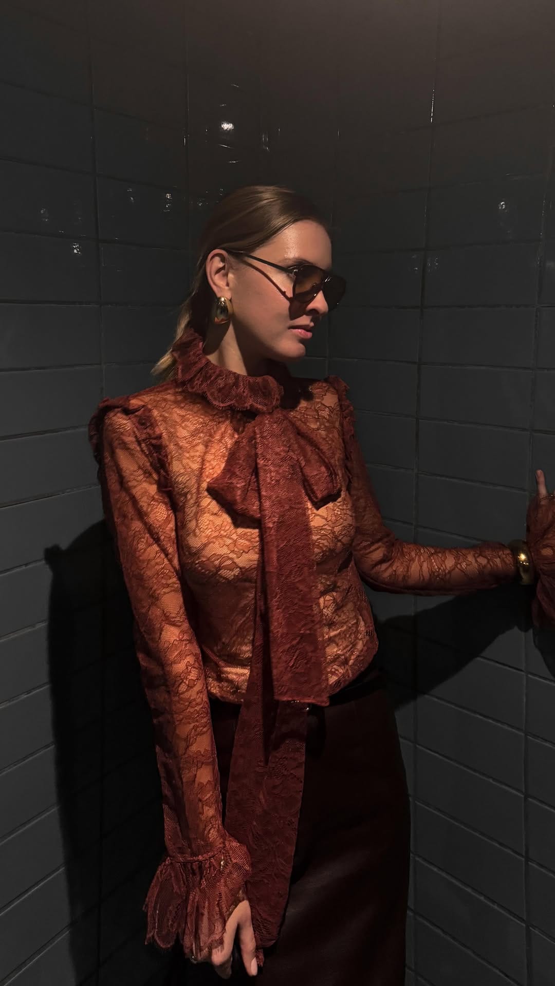 Post 10 by ISABELLE on Instagram (video)