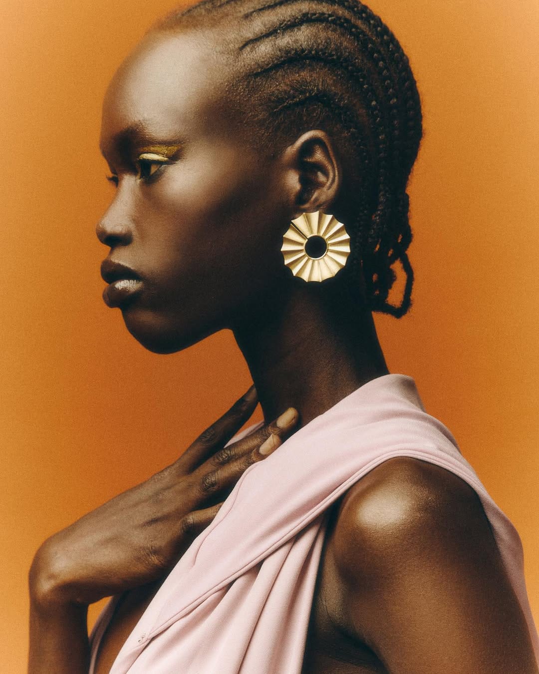 Post 10 by Photographer Paris, Daria on Instagram (carousel)