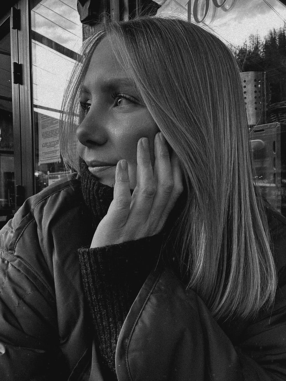Post 4 by E M I L I E  • on Instagram (carousel)