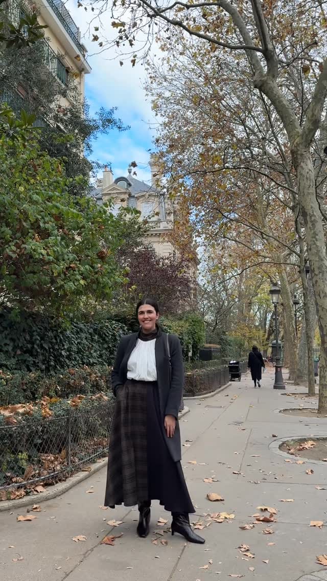 Post 4 by Gabriela Cambero on Instagram (video)