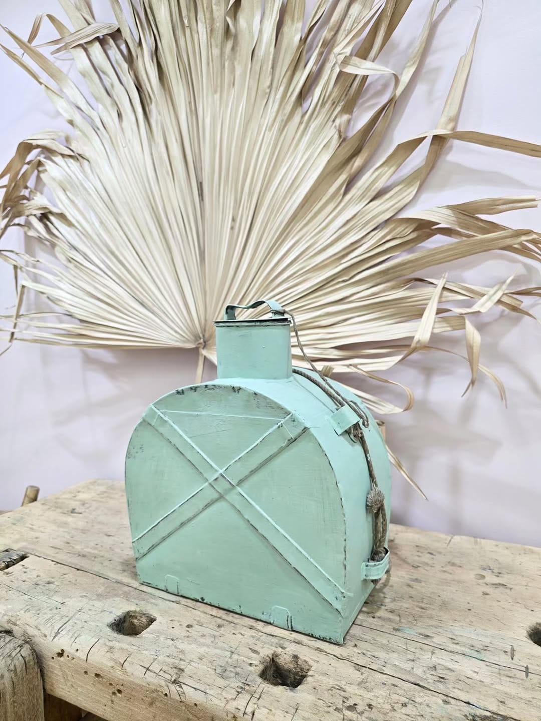 Post 1 by Jolie Rétro on Instagram (carousel)