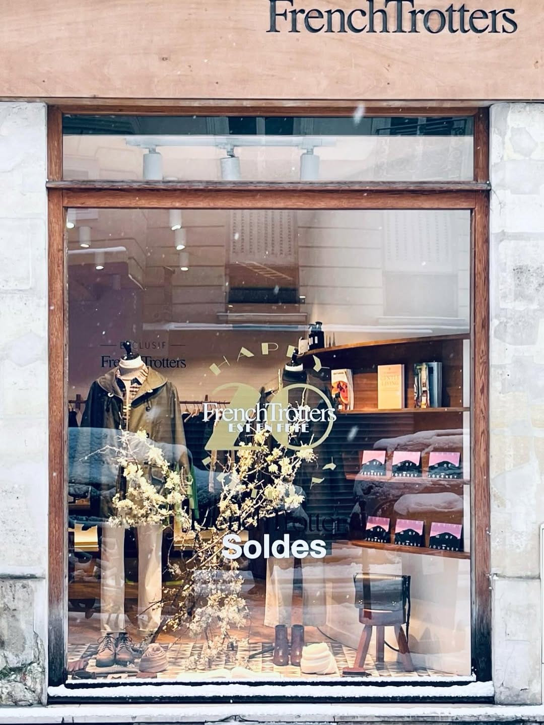 Post 4 by frenchtrotters on Instagram (image)