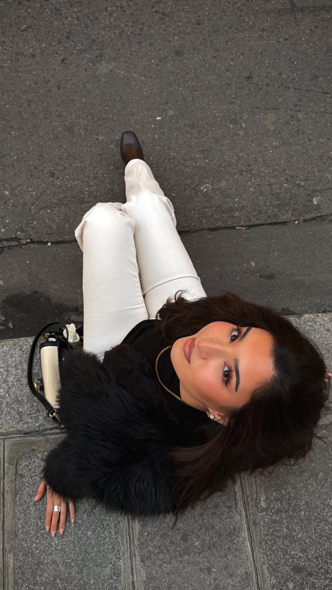 Post 10 by Imène on Instagram (video)