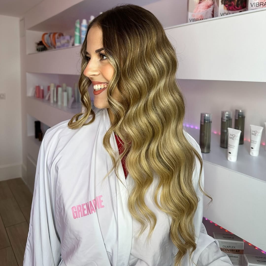 Post 9 by 𝗚𝗥𝗘𝗡𝗔𝗗𝗜𝗡𝗘 𝗛𝗔𝗜𝗥 on Instagram (carousel)