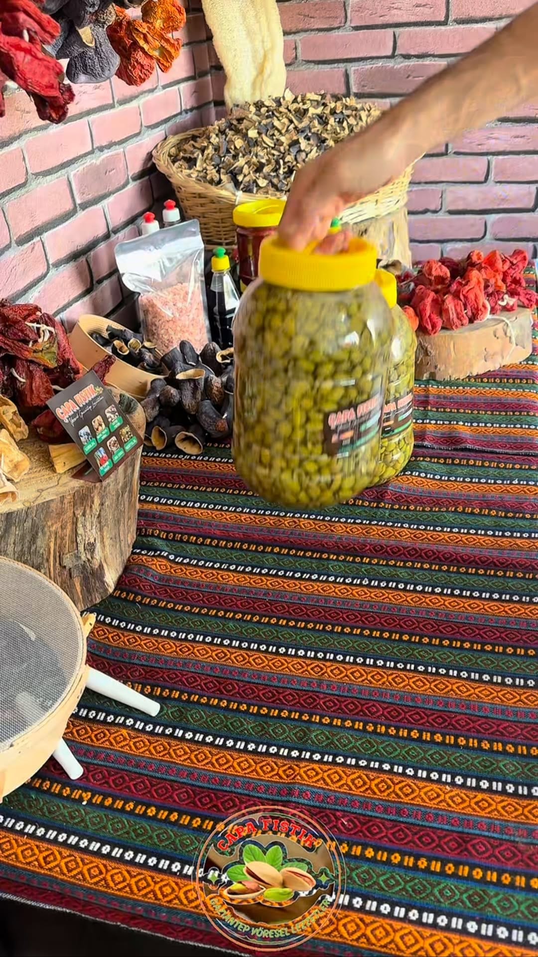 Post 5 by Çapa Fıstık® (Yöresel Ürünler) on Instagram (video)