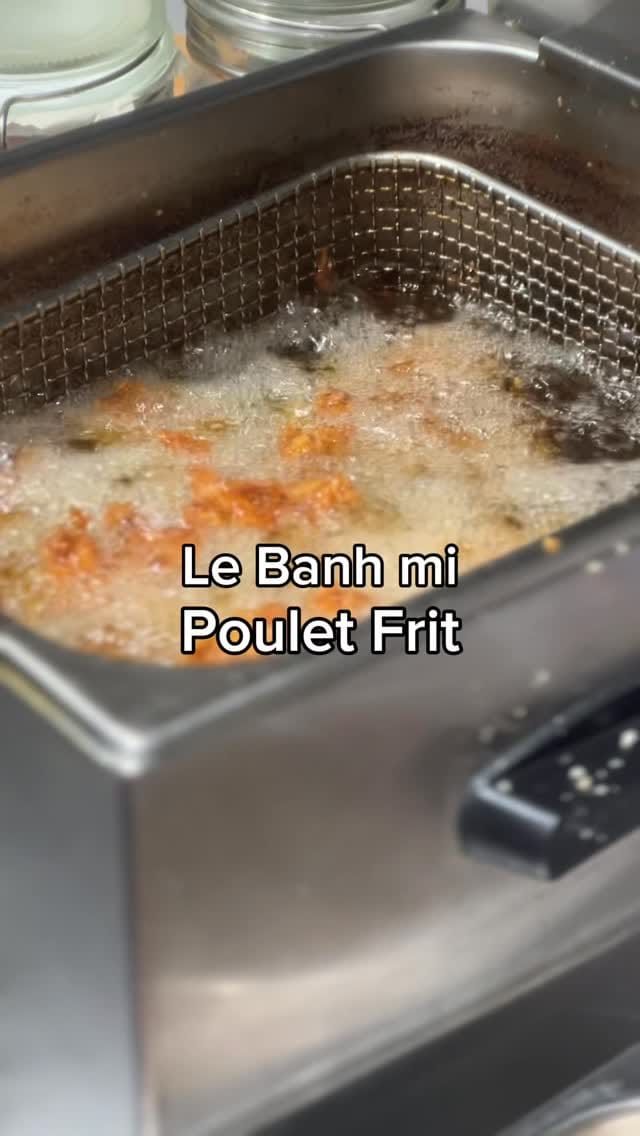 Post 4 by Nonette Bánh mì & Donuts on Instagram (video)