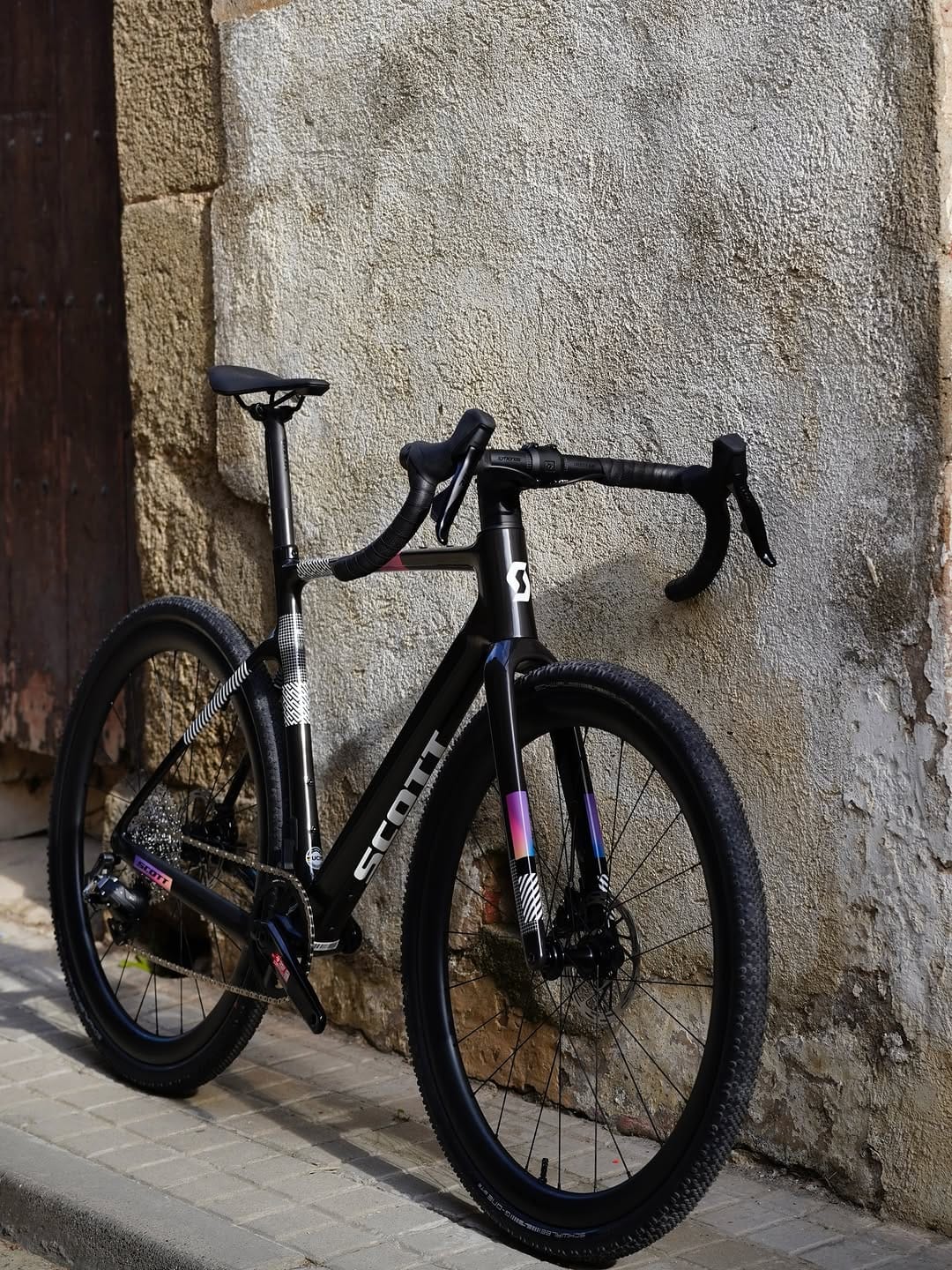 Post 6 by Munt Bikes Cycling on Instagram (carousel)