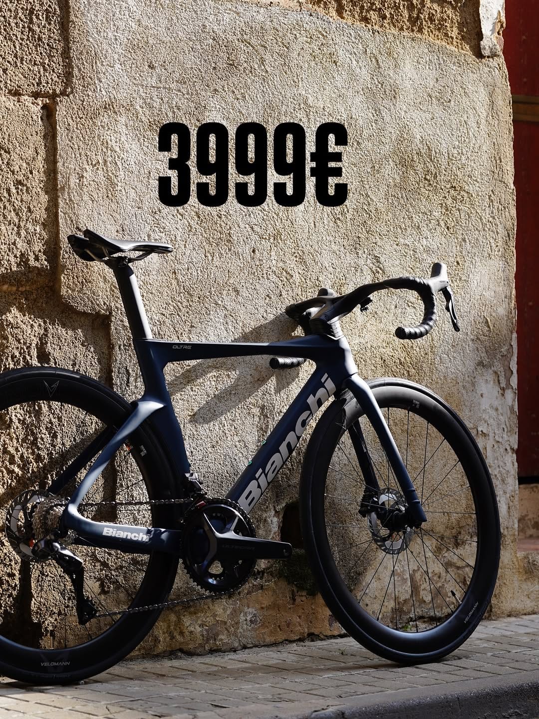 Post 10 by Munt Bikes Cycling on Instagram (carousel)