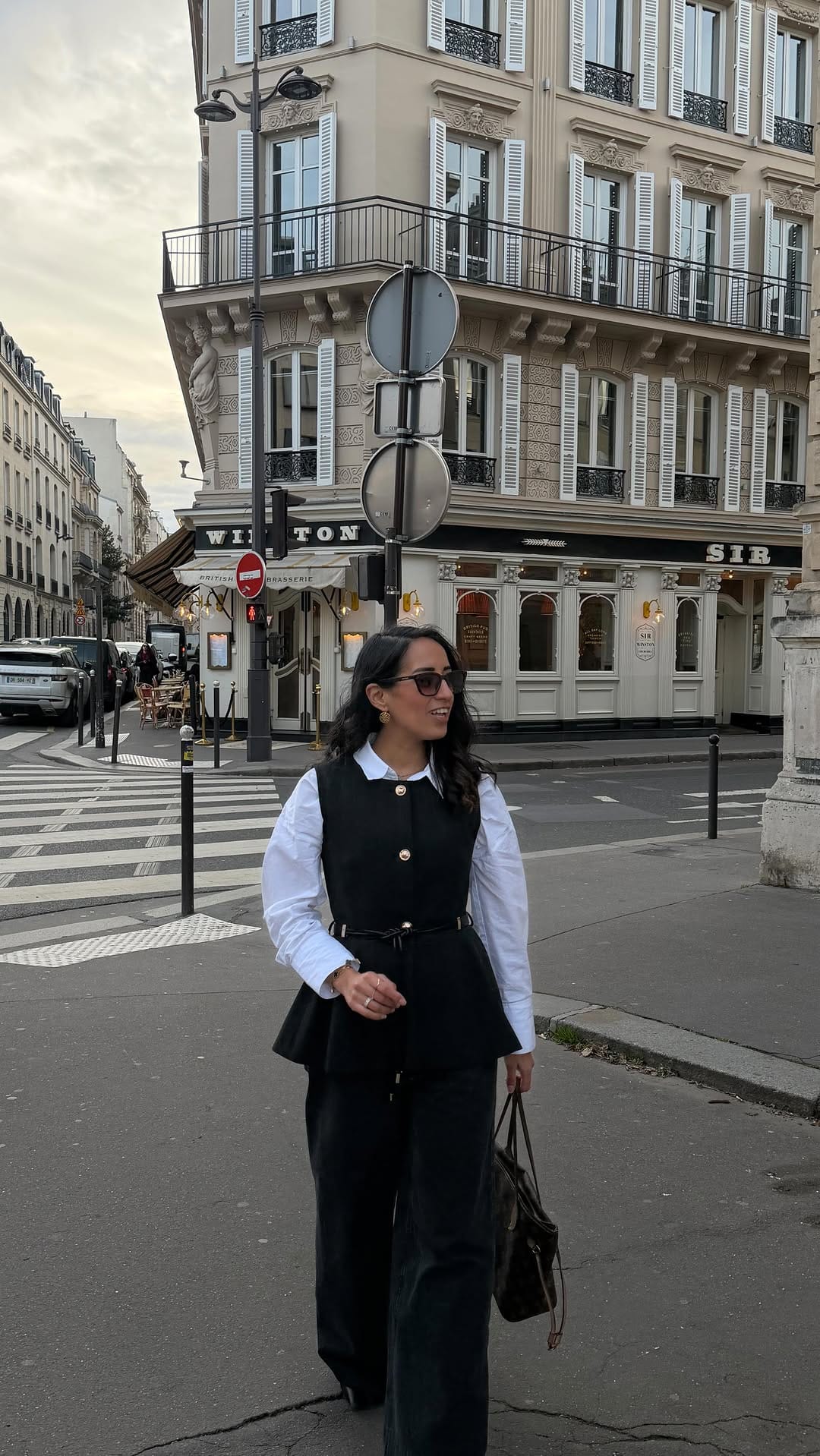 Post 1 by KARLA BURGOS 🇫🇷🇪🇸 on Instagram (video)