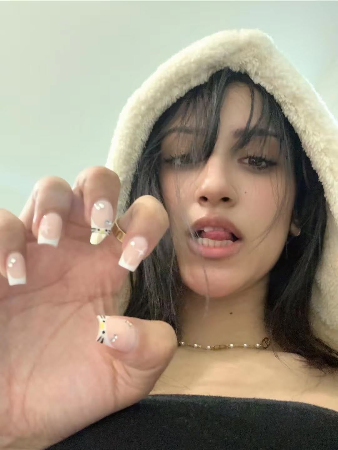 Post 5 by 𝑳 𝑰 𝑳 𝑨 on Instagram (carousel)
