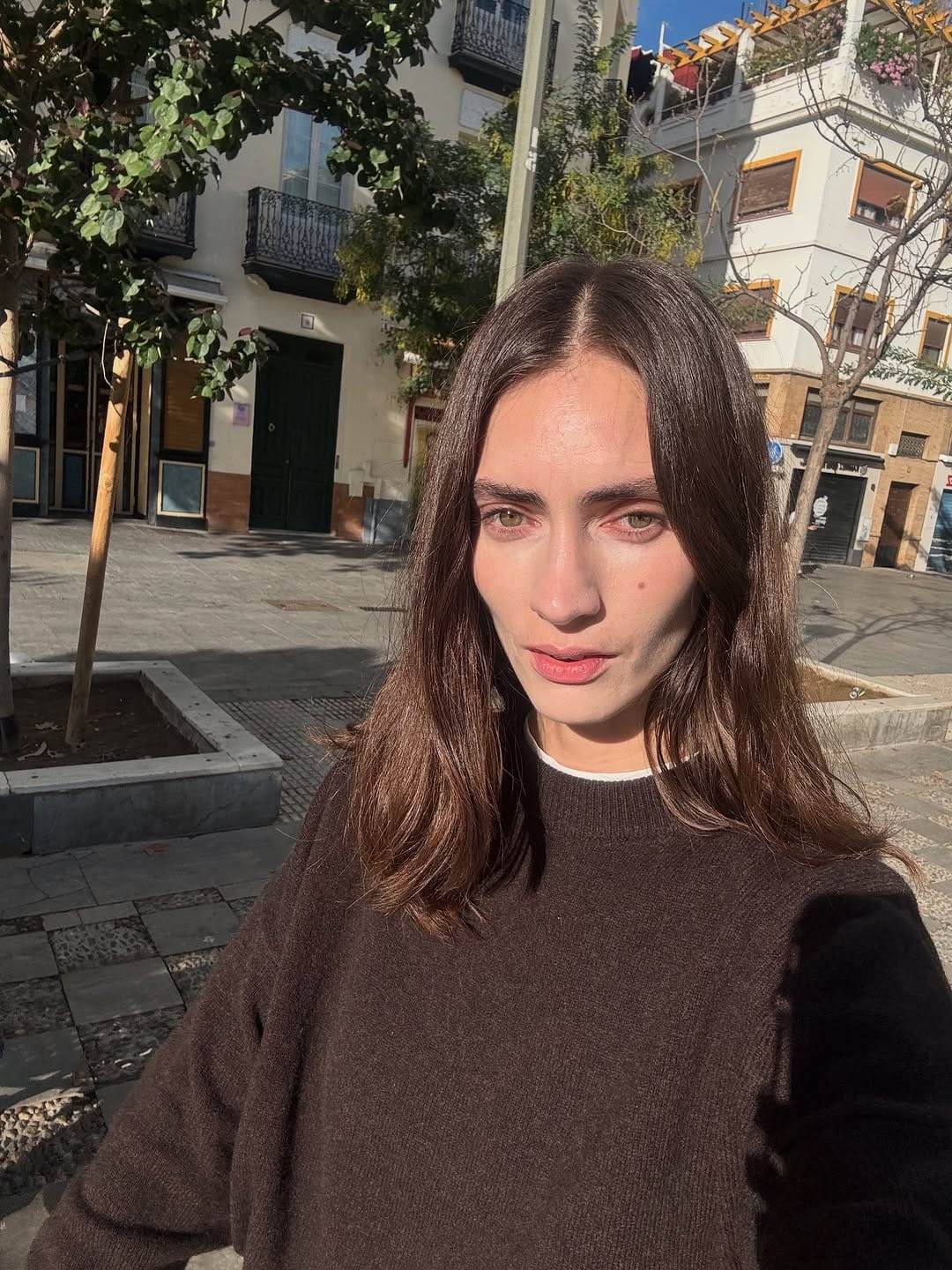 Post 6 by Marine Deleeuw on Instagram (carousel)