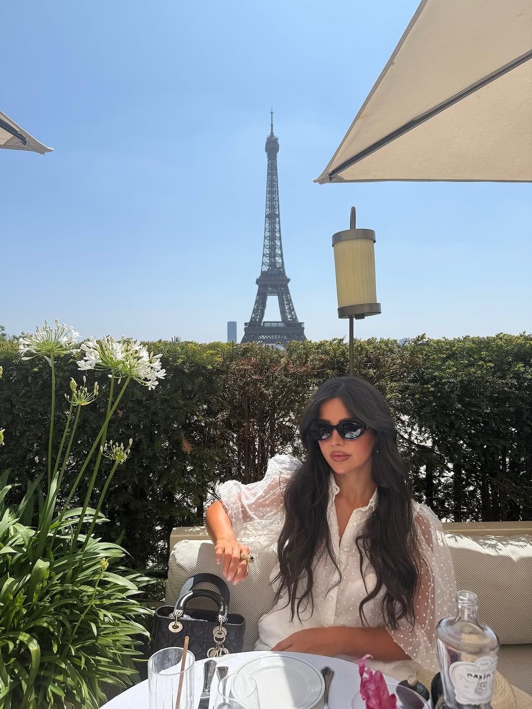 Post 7 by ＡＮＤＲＥＡ  ＣＨＬＯＥ on Instagram (carousel)