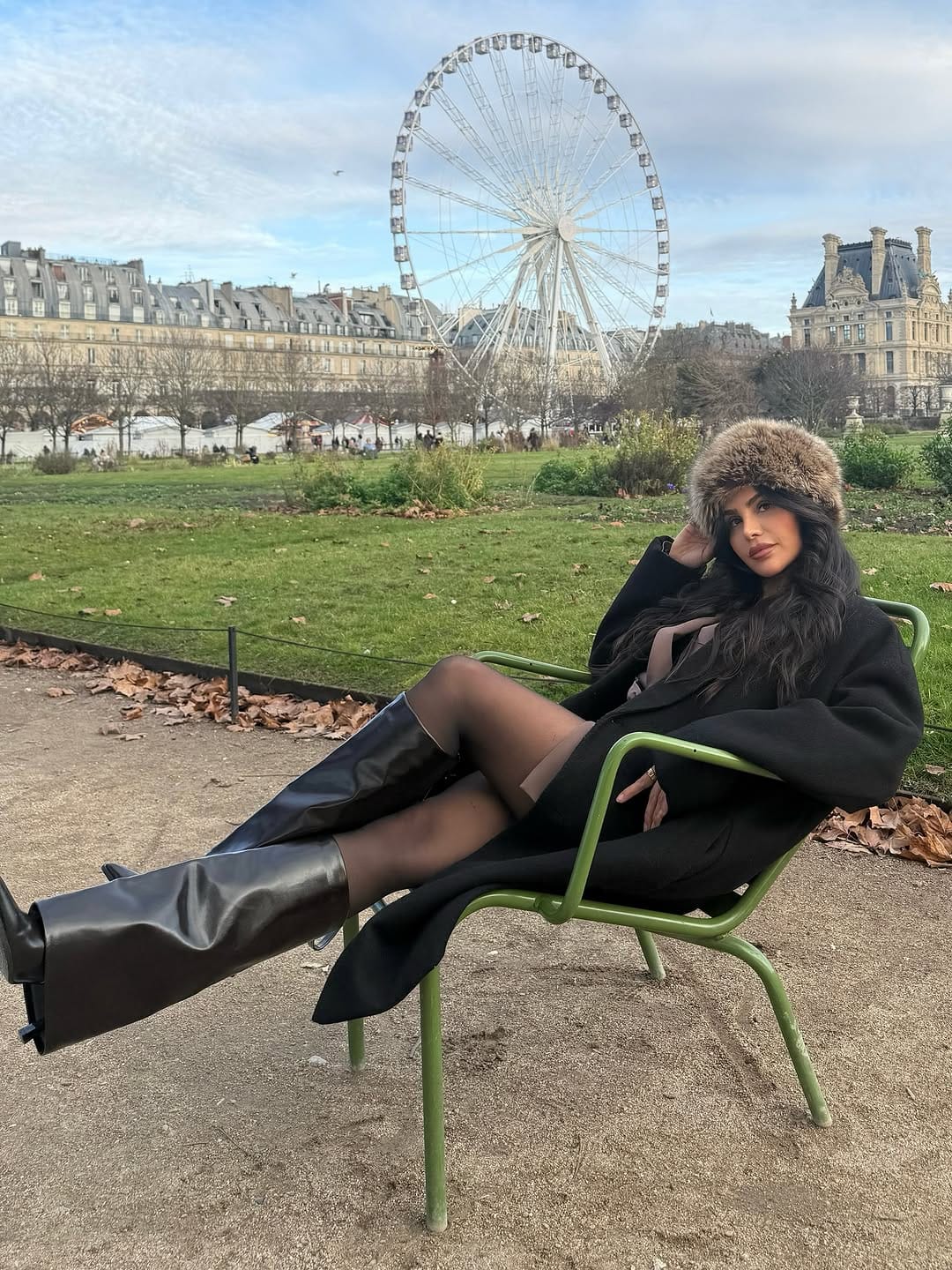Post 4 by ＡＮＤＲＥＡ  ＣＨＬＯＥ on Instagram (carousel)
