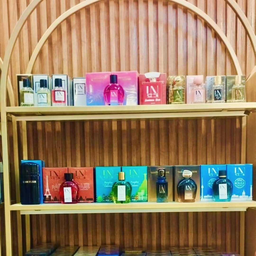 Post 10 by UltraNiche Parfum on Instagram (carousel)