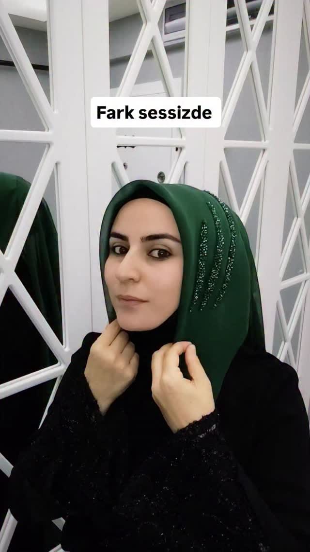 Post 3 by Türkan Hazır Duvak & Türban on Instagram (video)
