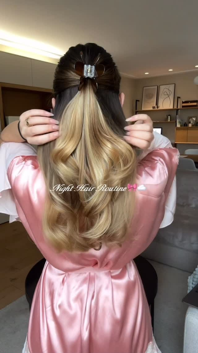 Post 4 by LAYALYS - Des cheveux & Cils + longs naturellement on Instagram (video)