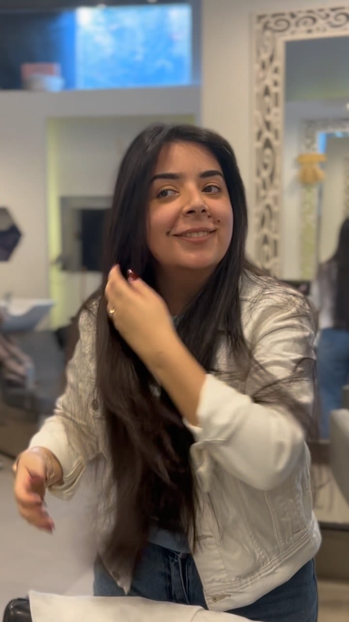 Post 2 by Desiree salon on Instagram (video)