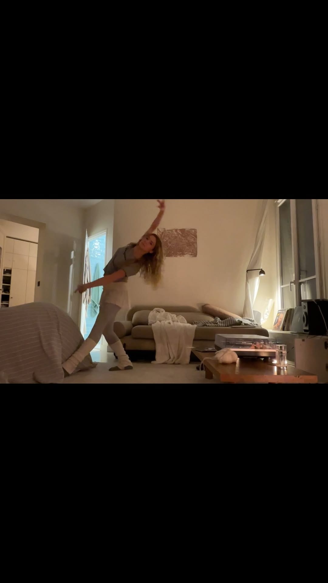 Post 6 by eva.bessonova on Instagram (video)