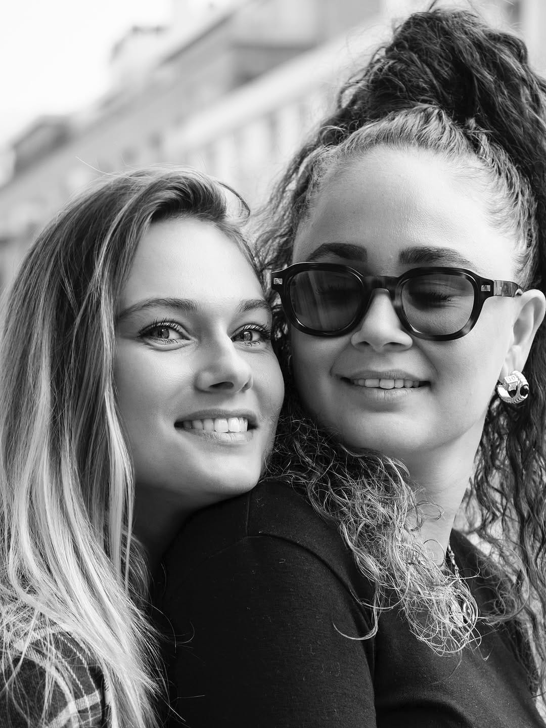 Post 3 by CHARLÈNE🇫🇷&FRANCESCA🇮🇹 on Instagram (carousel)