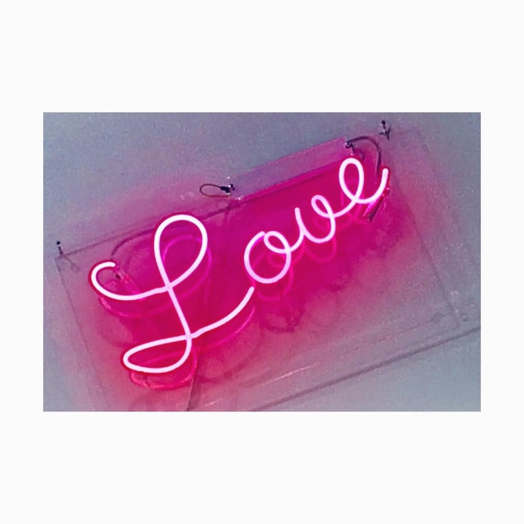 Post 6 by 𝒪𝒸𝑒𝒶𝓃𝑒   𝒥𝒹𝓂𝑔 💛🤍 on Instagram (image)