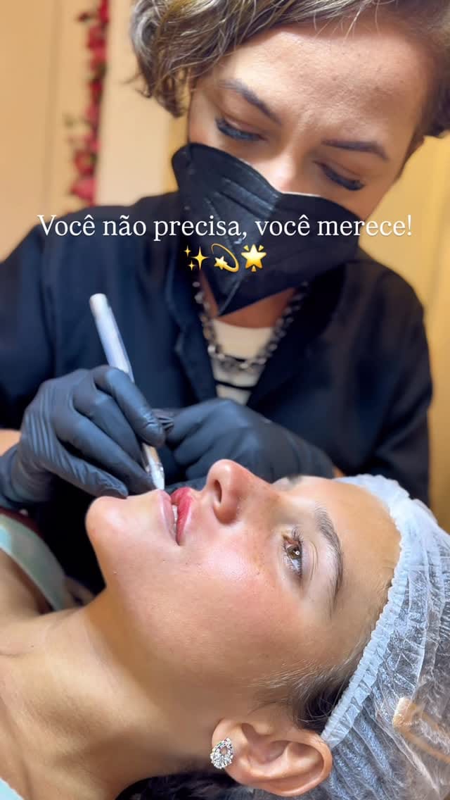 Post 4 by Paris Cílios - Cílios, Sobrancelhas, Unhas e Micropigmentação on Instagram (video)
