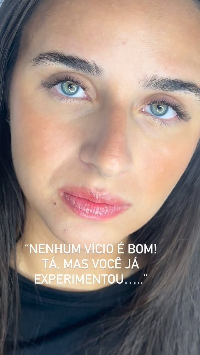 Post 1 by Paris Cílios - Cílios, Sobrancelhas, Unhas e Micropigmentação on Instagram (video)