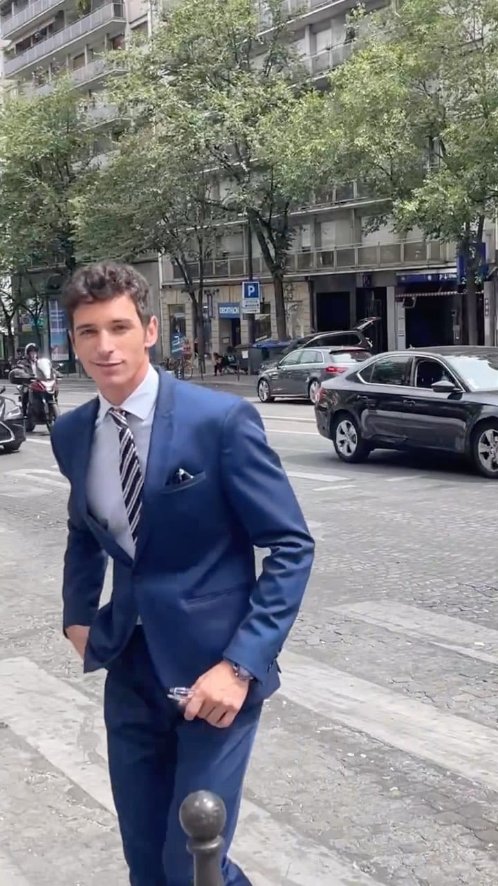 Post 7 by Remy Jobert ✨ on Instagram (video)