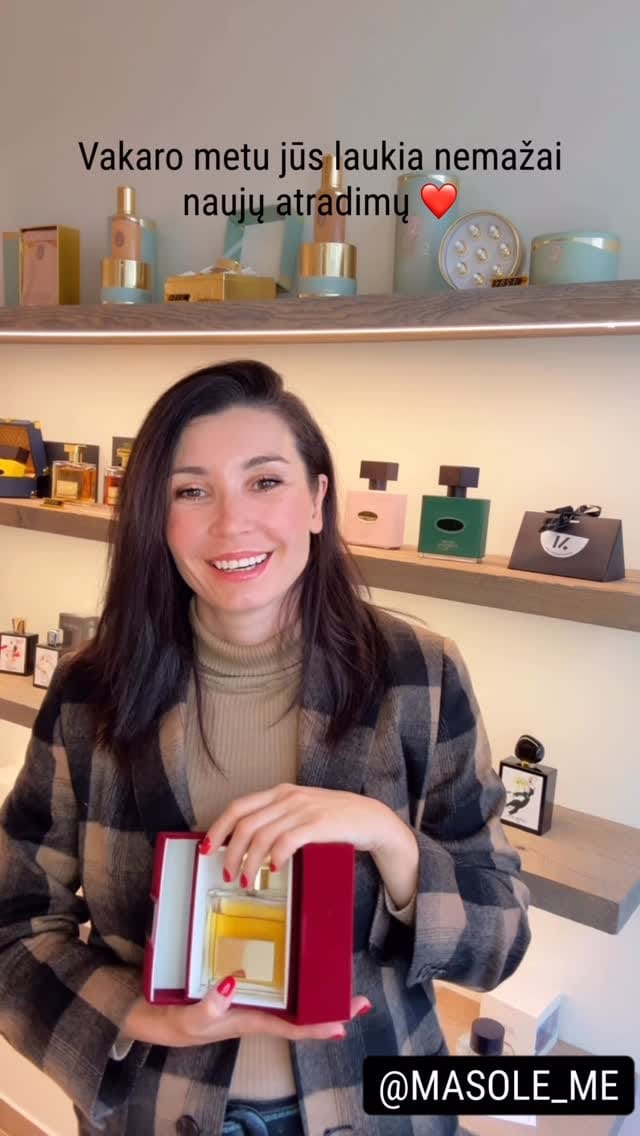 Post 2 by David Jourquin Paris on Instagram (video)