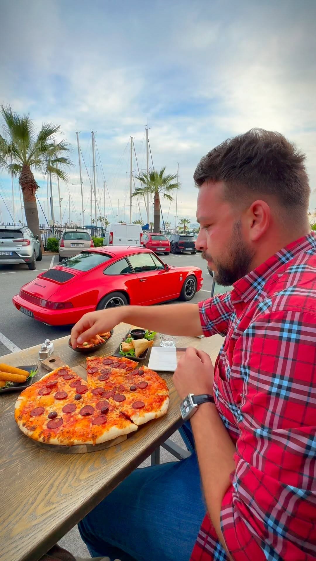Post 1 by The Nice Driver on Instagram (video)