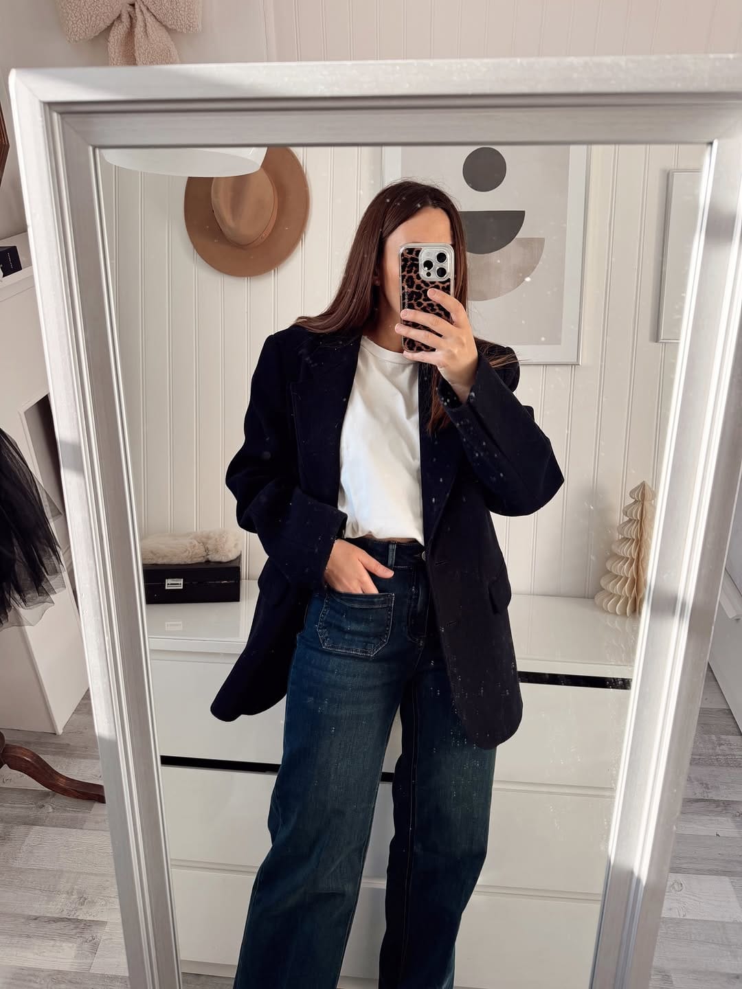 Post 2 by Charlène L on Instagram (carousel)