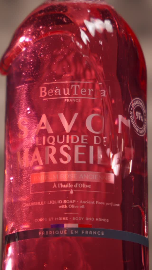 Post 2 by Laboratoire BeauTerra on Instagram (video)